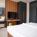 Saint Thomas Village Feriested 5*