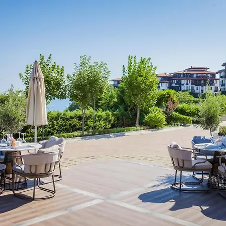 리조트 Saint Thomas Village