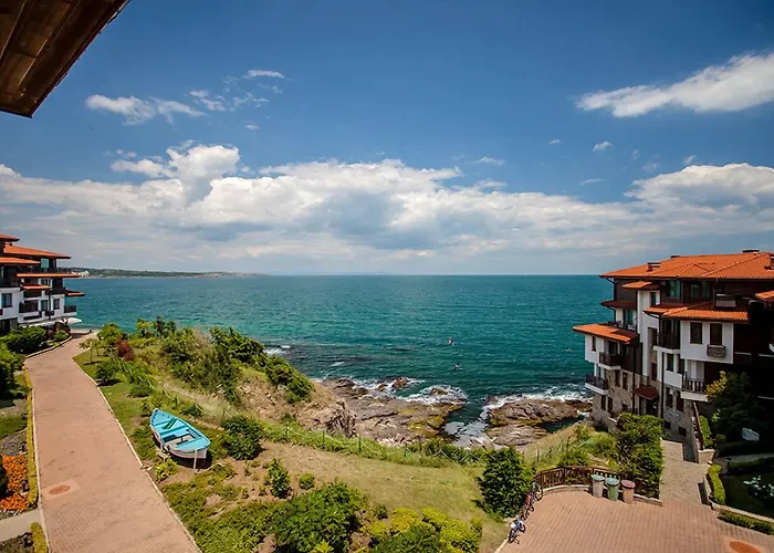 リゾート Saint Thomas Village 5*