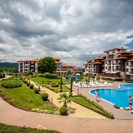 Здравен курорт Saint Thomas Village