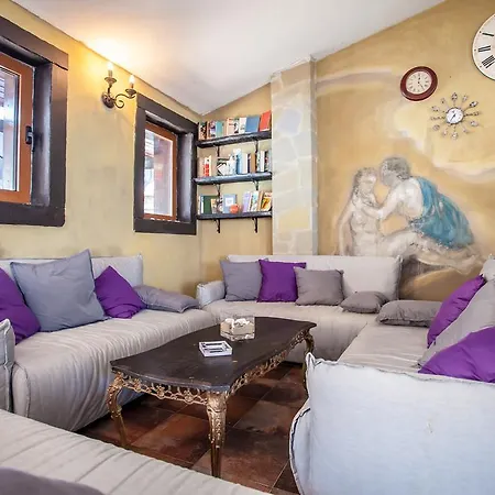 אתר נופש Saint Thomas Village סוזופול