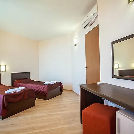 Saint Thomas Village אתר נופש 5*