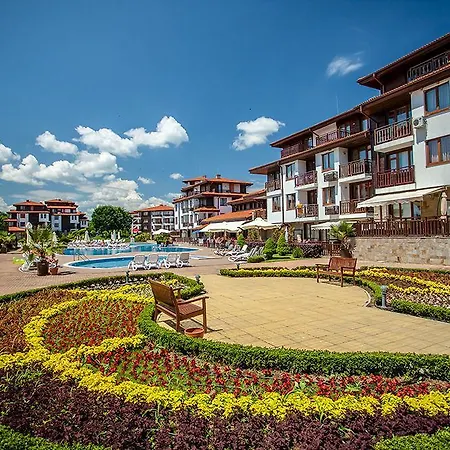 Saint Thomas Village 5*